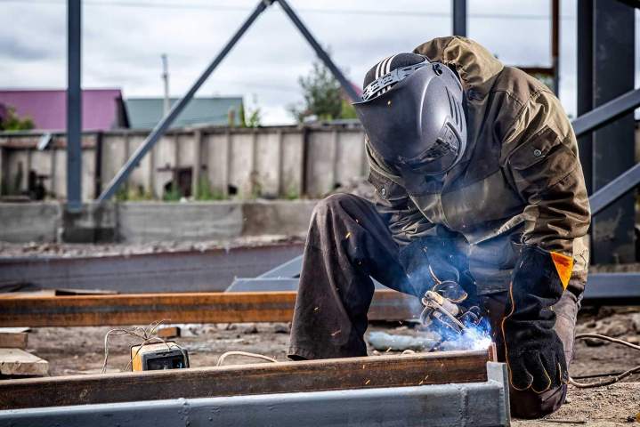 Responsive and Efficient Mobile Welding Service